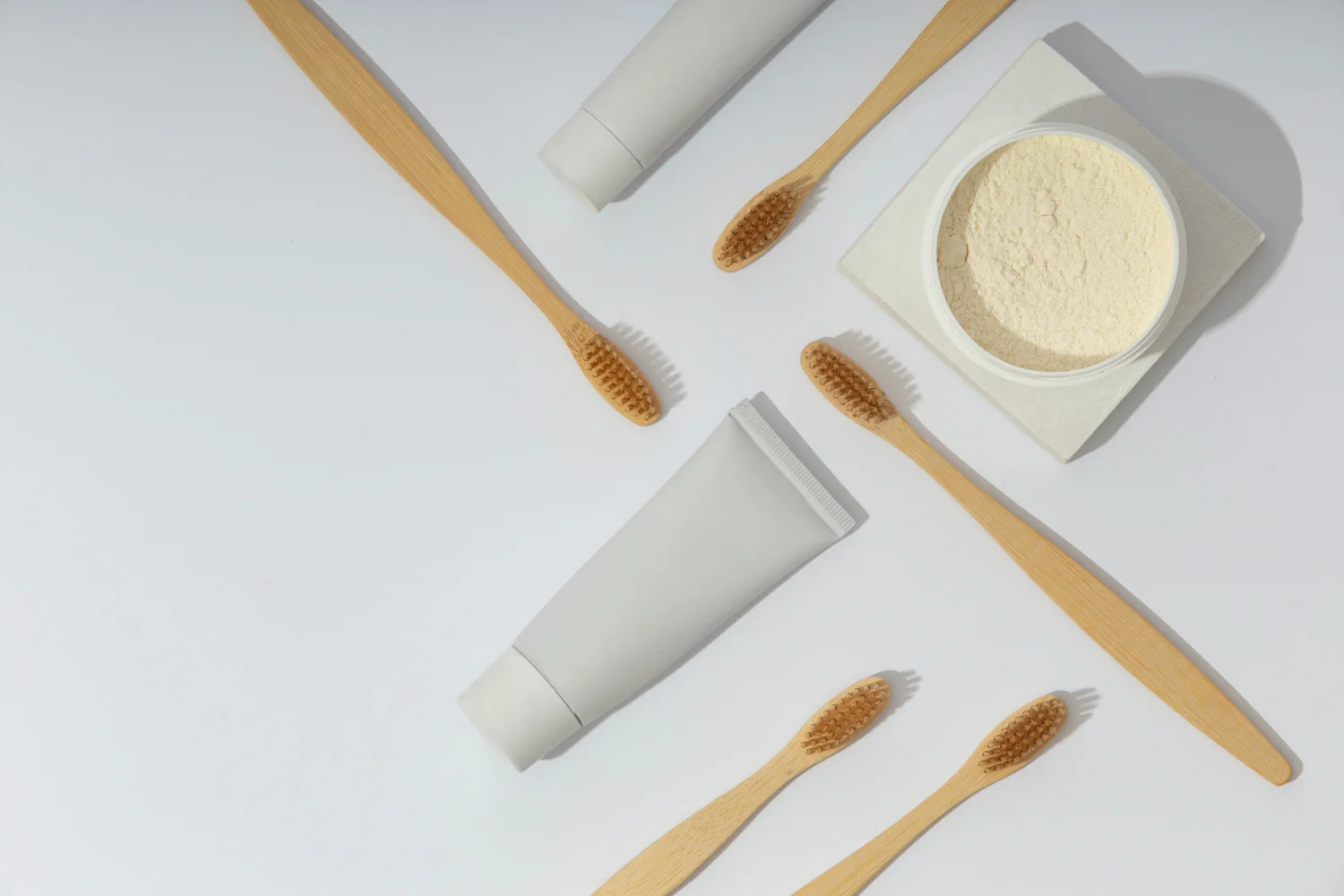 Fluoride Toothpaste: Benefits vs Risks (1000–1450 ppm Guide)