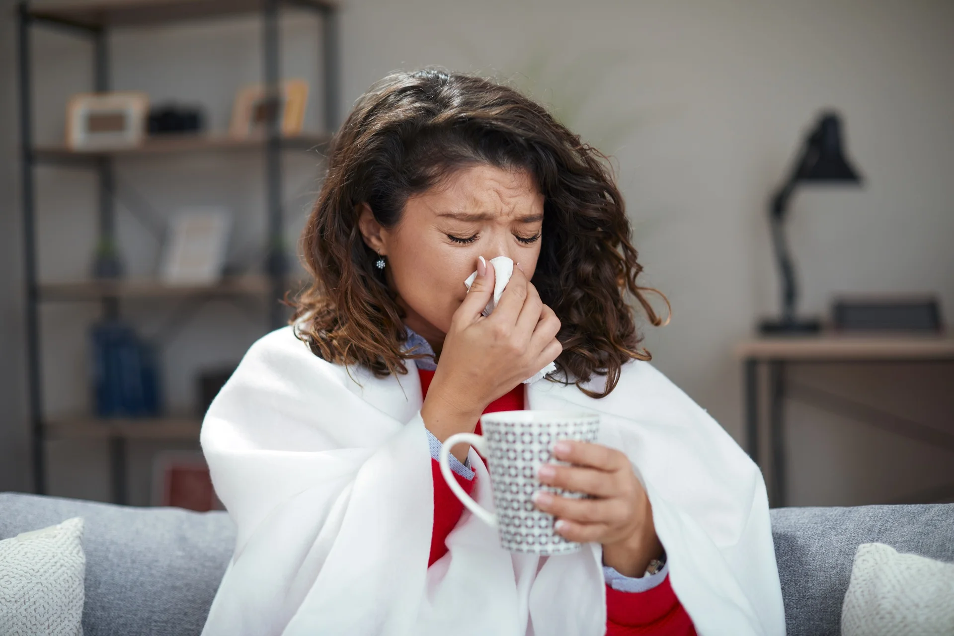 DIFFERENCES BETWEEN FLU AND COMMON COLD