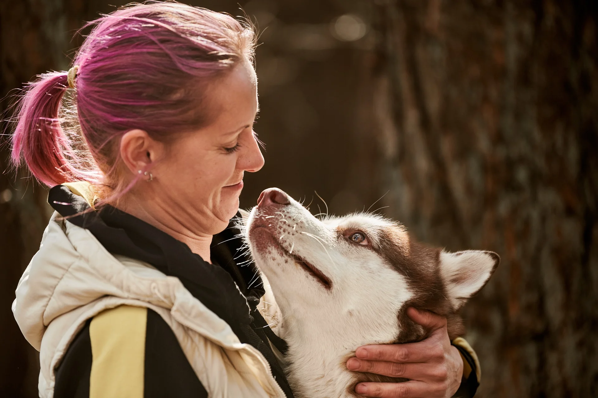 HEALTHY AND UNHEALTHY RELATIONSHIP WITH ANIMALS